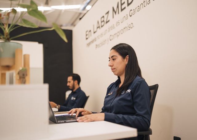 Consideraciones Importantes al Adquirir una Máquina de Rayos X 